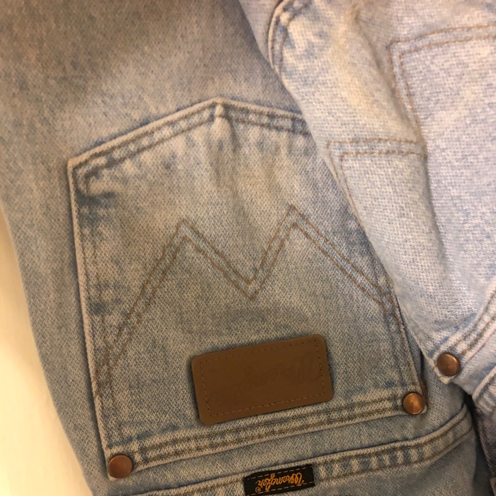 White wash Men’s Wranglers